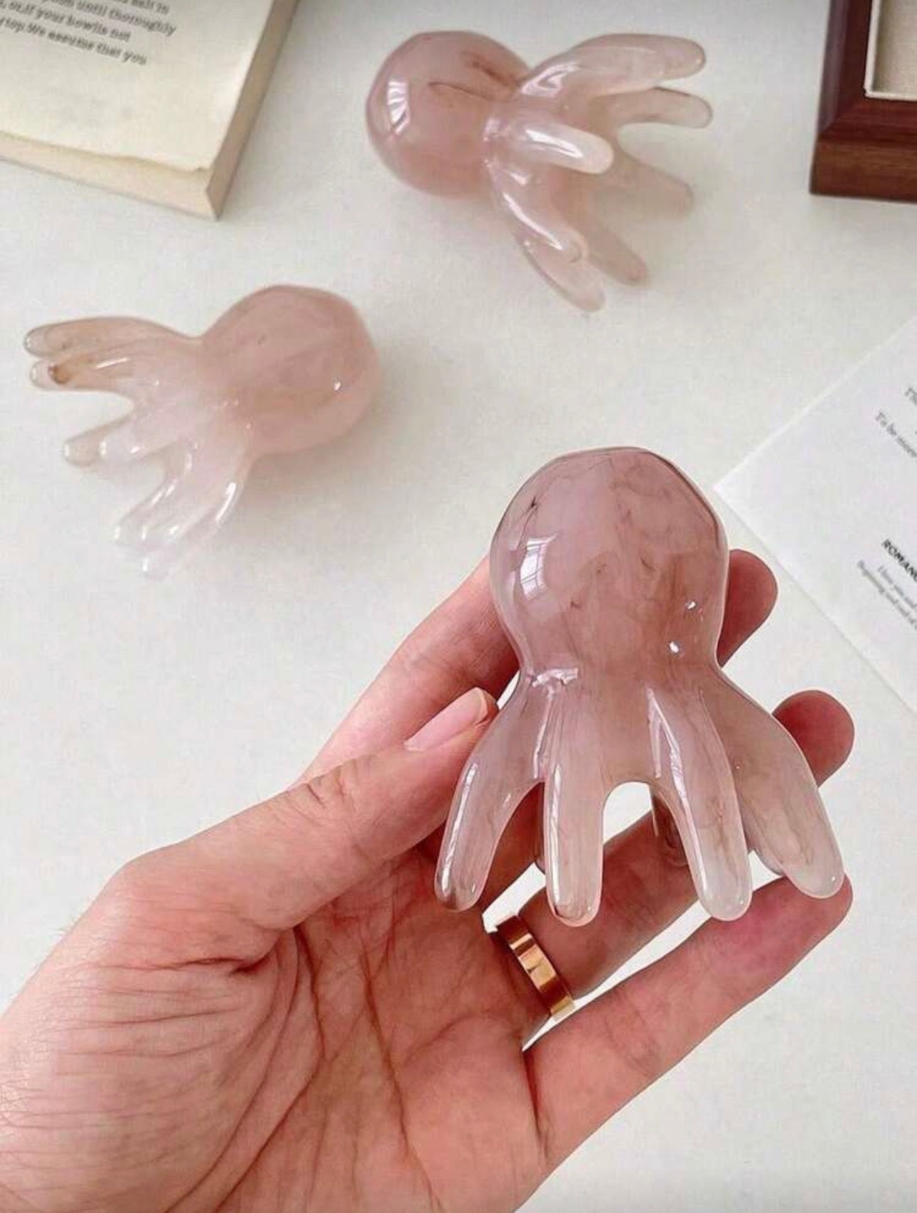 Wide-Tooth Comb Head Massage